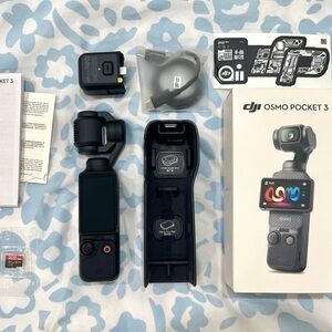 DJI Osmo Pocket 3 with Black Accessories